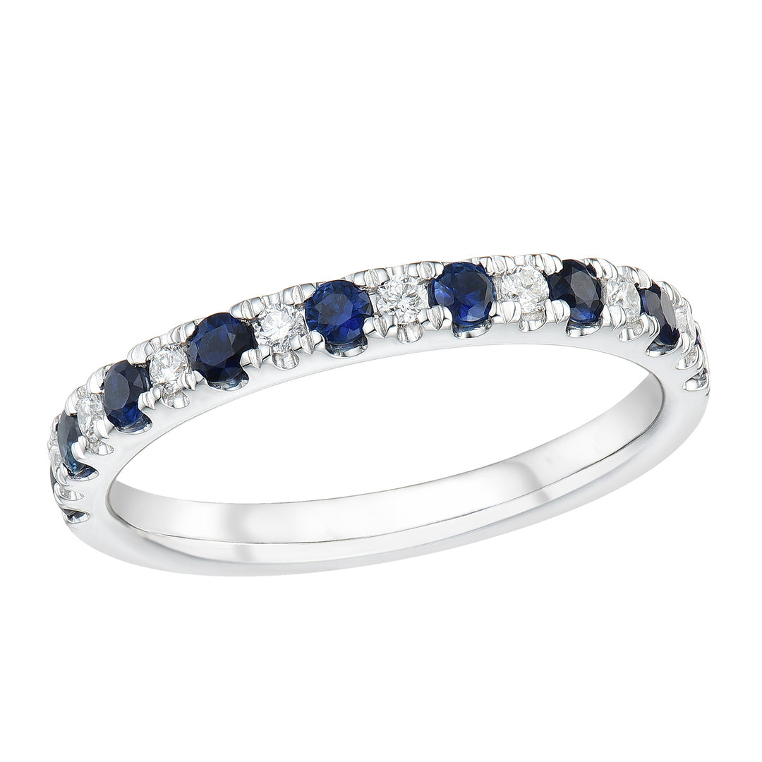 Novell Global - Blue Sapphire and Diamond Ring