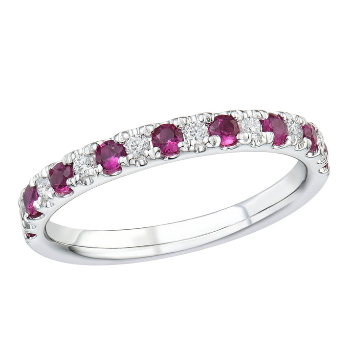 Novell Global - Ruby and Diamond Ring