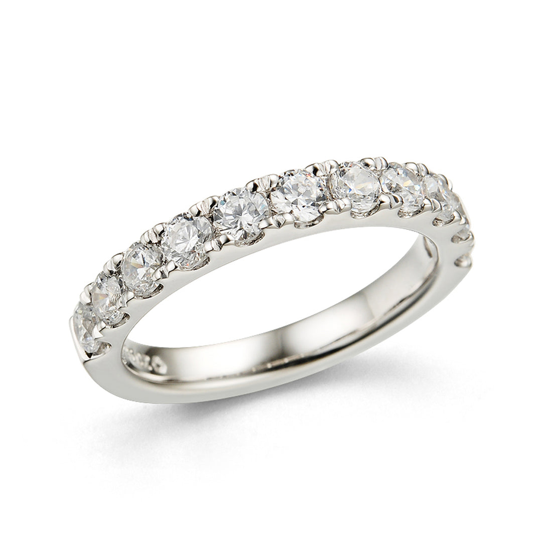 Novell Global - Diamond Ring (0.06CTW)