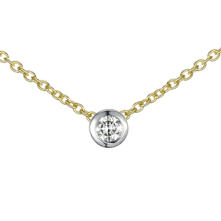 Novell Global - Diamond Necklace with Emerald