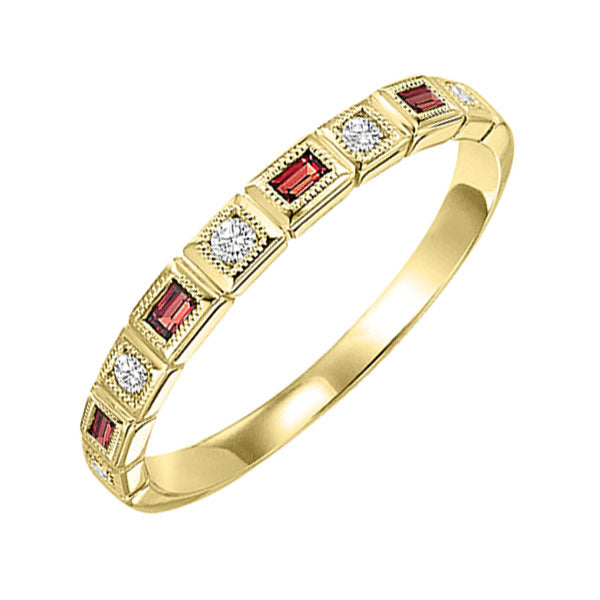 10Kt Yellow Gold Diamond 1/10Ctw & Garnet 1/8Ctw Ring