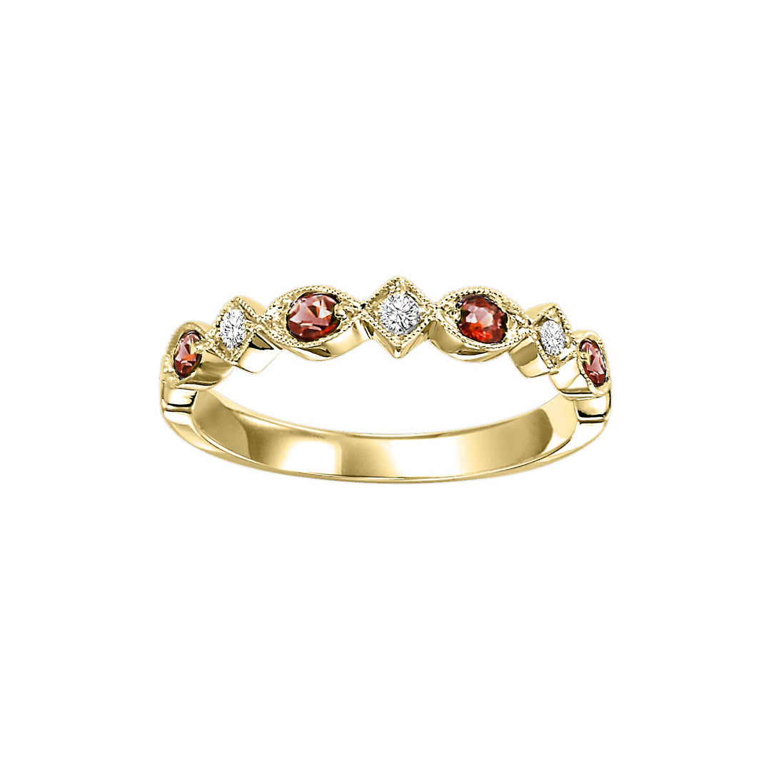 10Kt Yellow Gold Diamond 1/20Ctw & Garnet 1/6Ctw Ring
