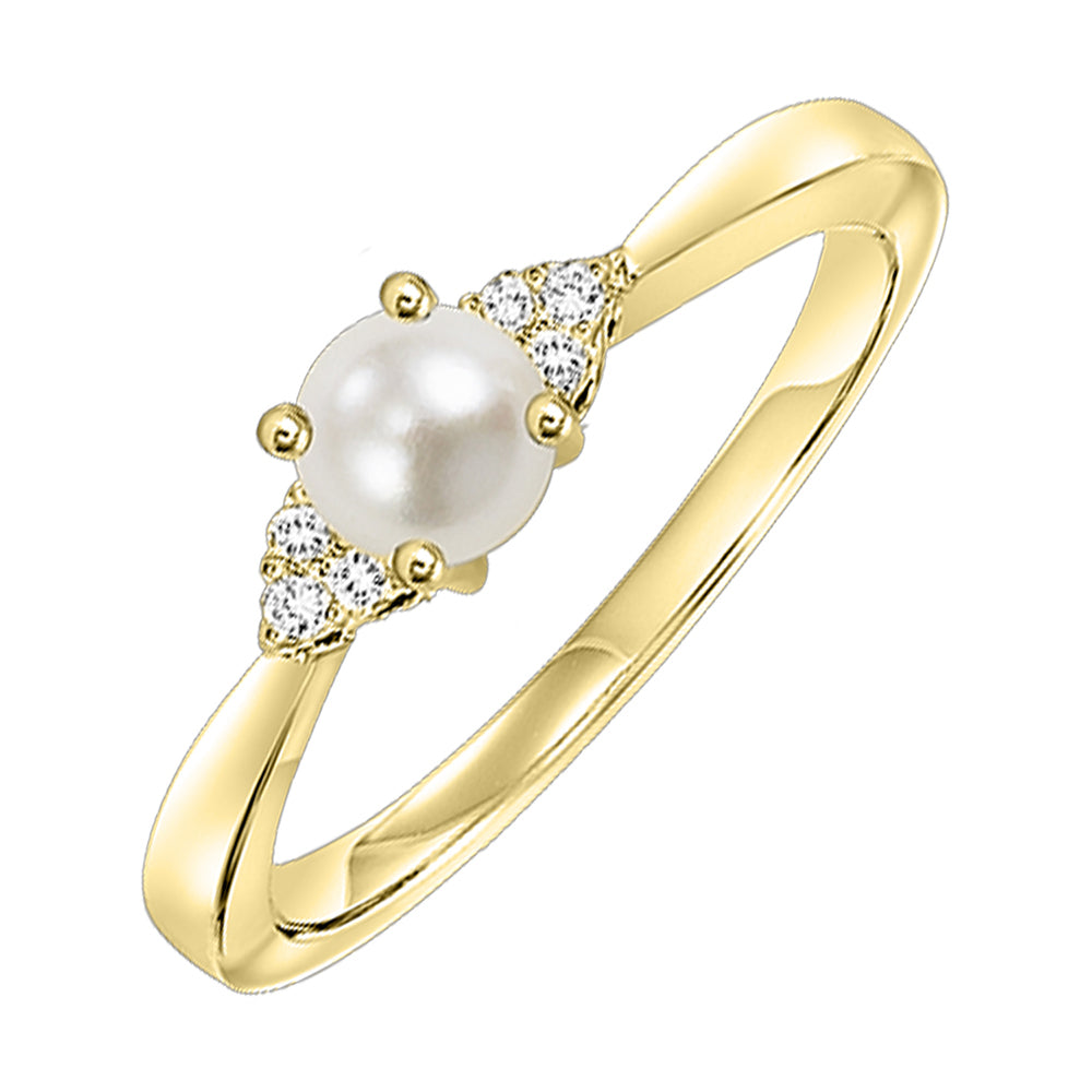 10Kt Yellow Gold Diamond 1/25Ctw & Pearl Ring