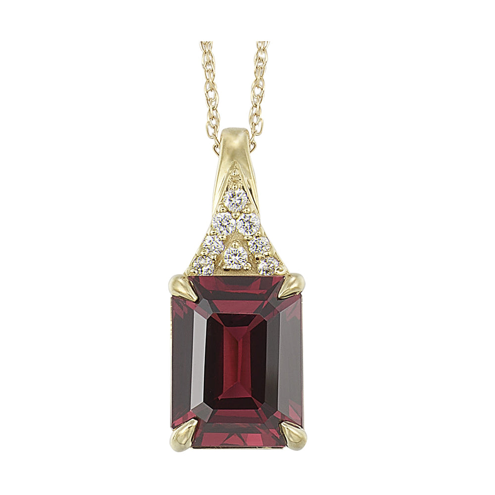 10Kt Yellow Gold Diamond 1/20Ctw & Garnet 2 3/4Ctw Pendant
