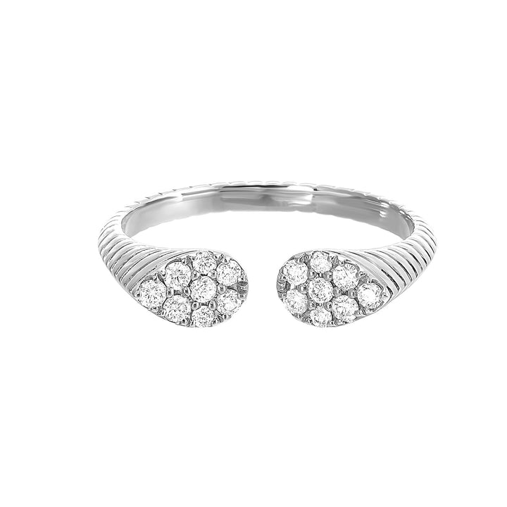 This exquisitely textured yellow gold ring is a royal masterpiece. Its band tapers towards two pear-shaped diamond clusters, converging to create a profile that captures the essence of regal charm.