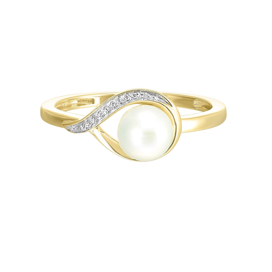 14Kt Yellow Gold Diamond 1/50Ctw & Pearl Ring
