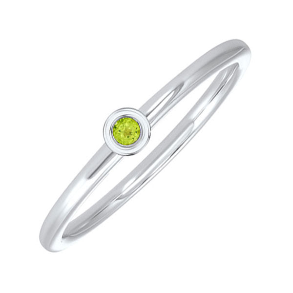 10Kt White Gold Peridot 1/25Ctw Ring