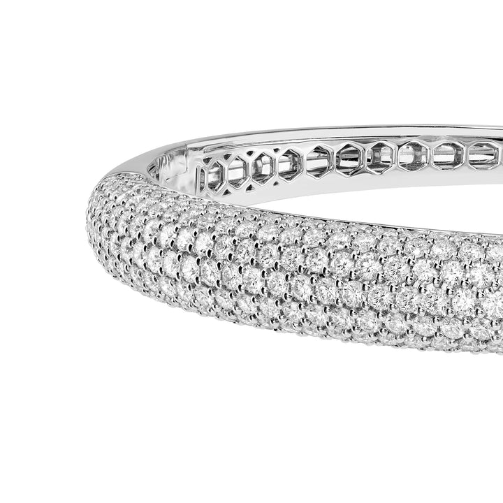 Diamond Pavé Bangle (5-1/6tcw)