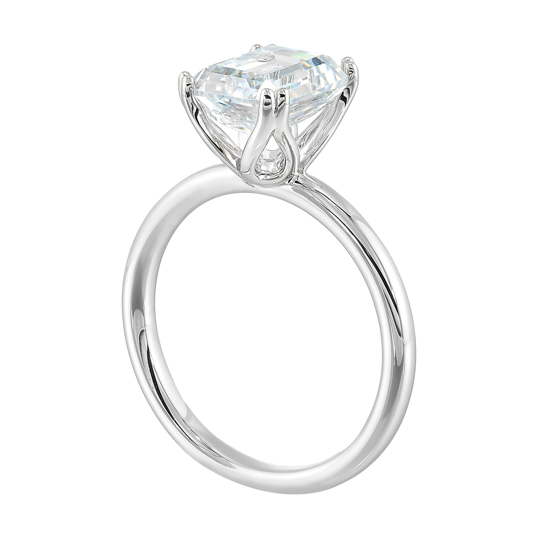 14Kt White Semi Mount For 3Ct Emerald Cut Center