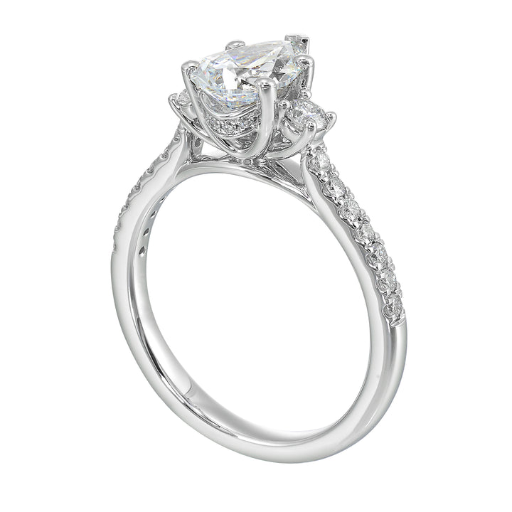 14Kt White Semi Mount 1/3Ctw For 2Ctw Pear Center