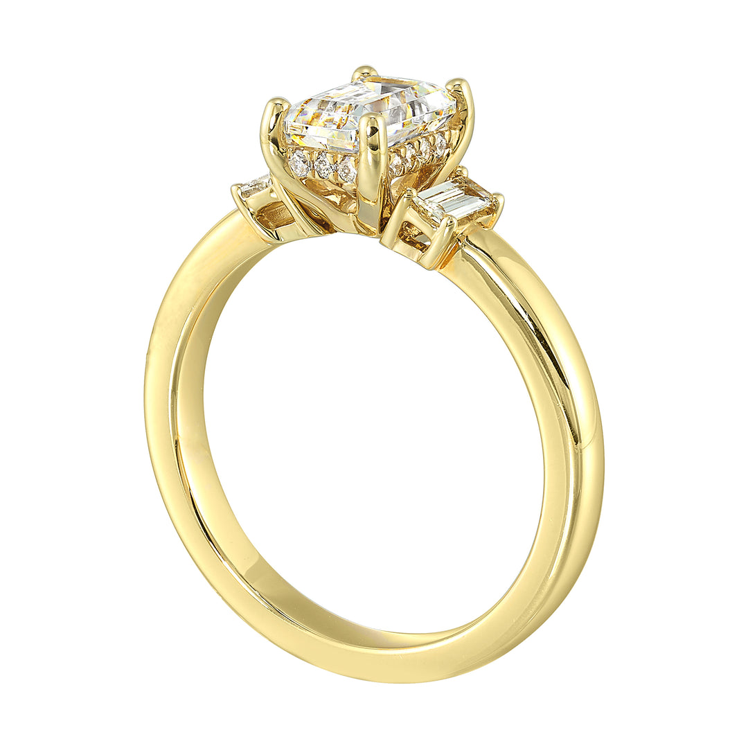 14Kt Yellow Semi Mount 1/5Ctw For 1 1/2Ctw Emerald Cut Center