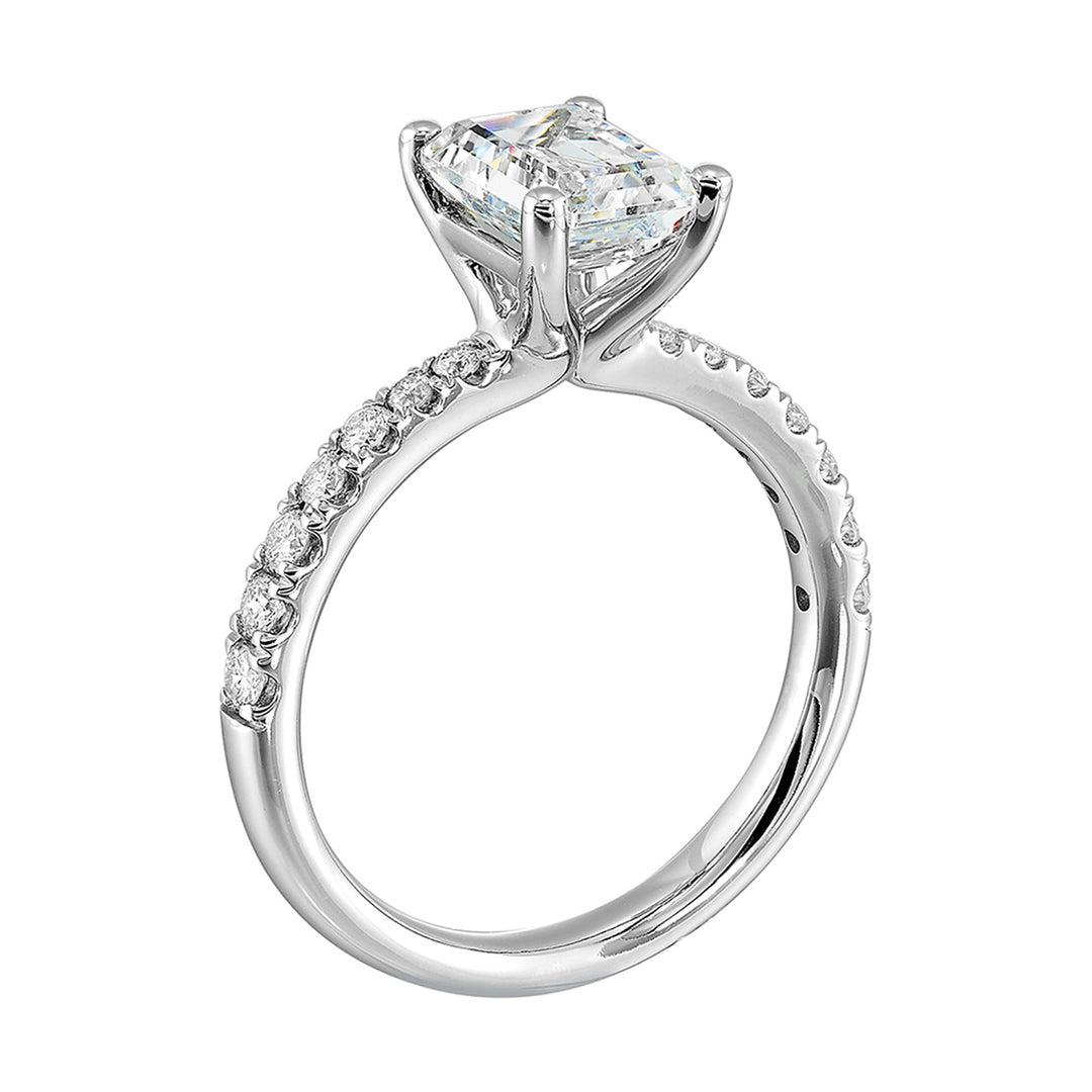 14Kt White Semi Mount 1/4Ctw For 1 1/2Ctw Emerald Cut Center