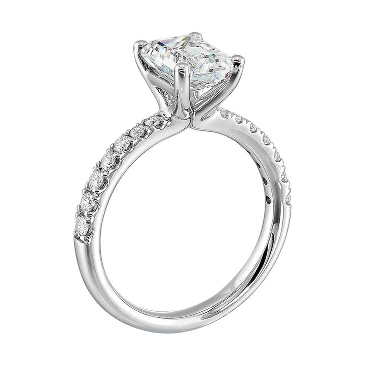 14Kt White Semi Mount 1/4Ctw For 1 1/2Ctw Emerald Cut Center